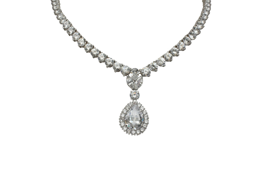 Graduate Round Necklace