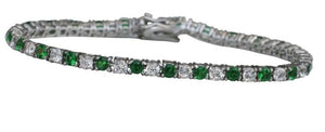Bracelet  prong set in sterling silver . 602B30013