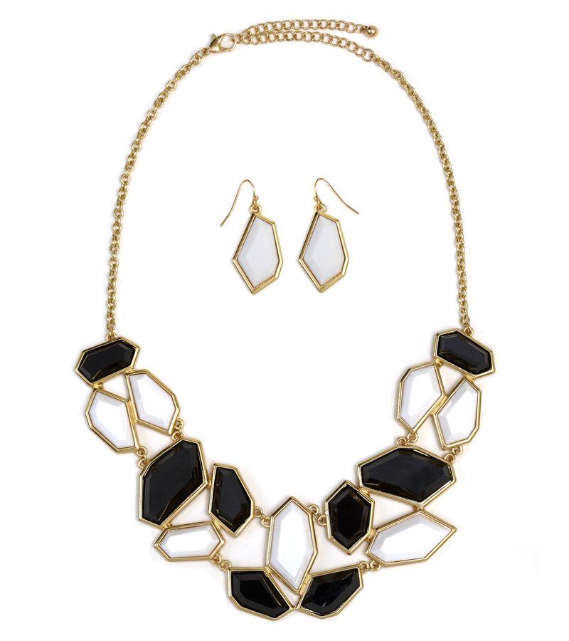 ACRYLIC GEOMETRIC SHAPE AND GOLD TRIMS NECKLACE - White/Black