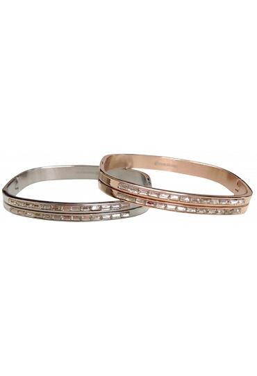 Bracelet Center Hinged Bangle. 655B20047