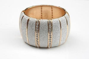 Bracelet Large Hinged . 674B1572