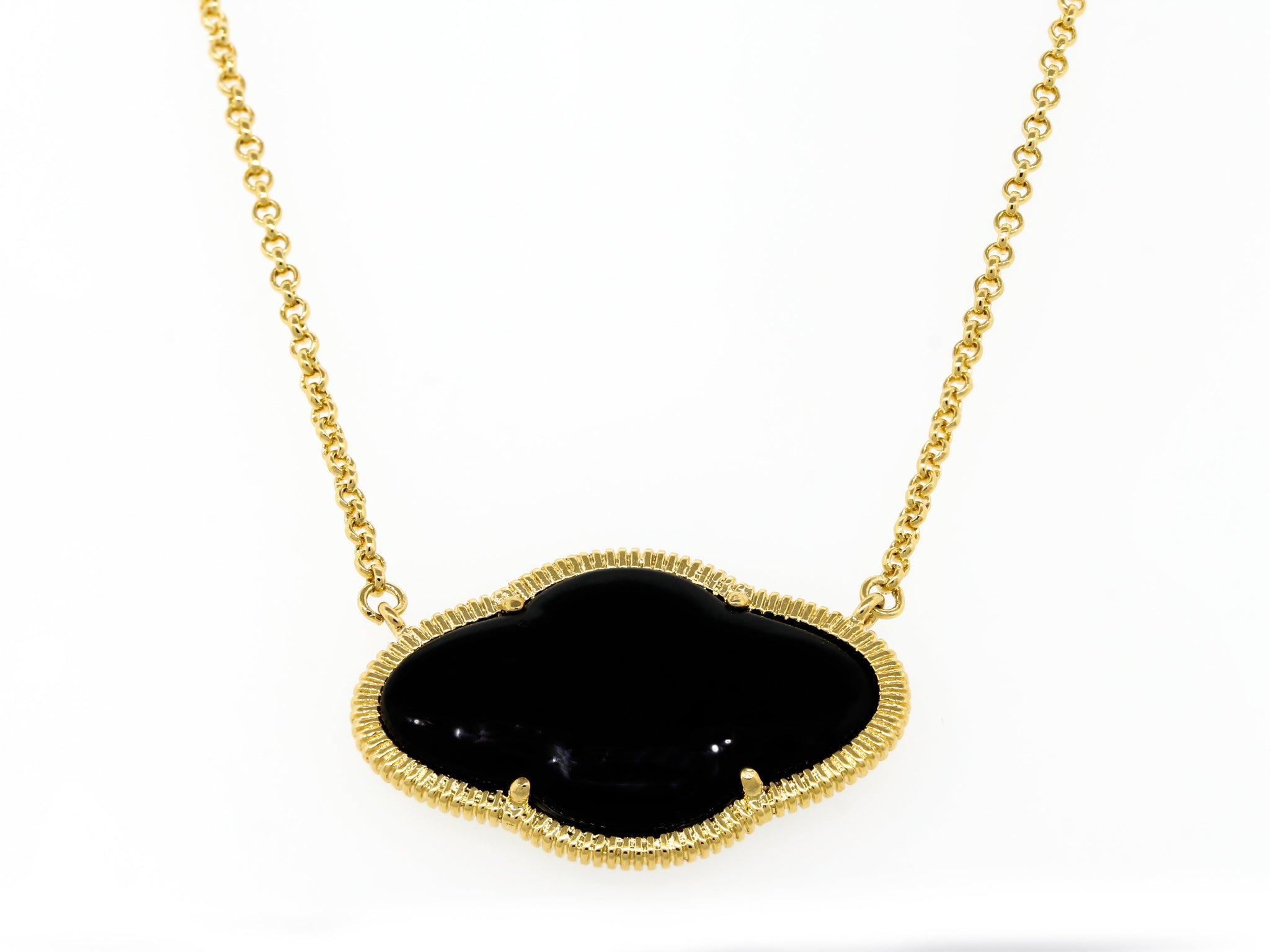 Necklace  Designer pendant   681N5640