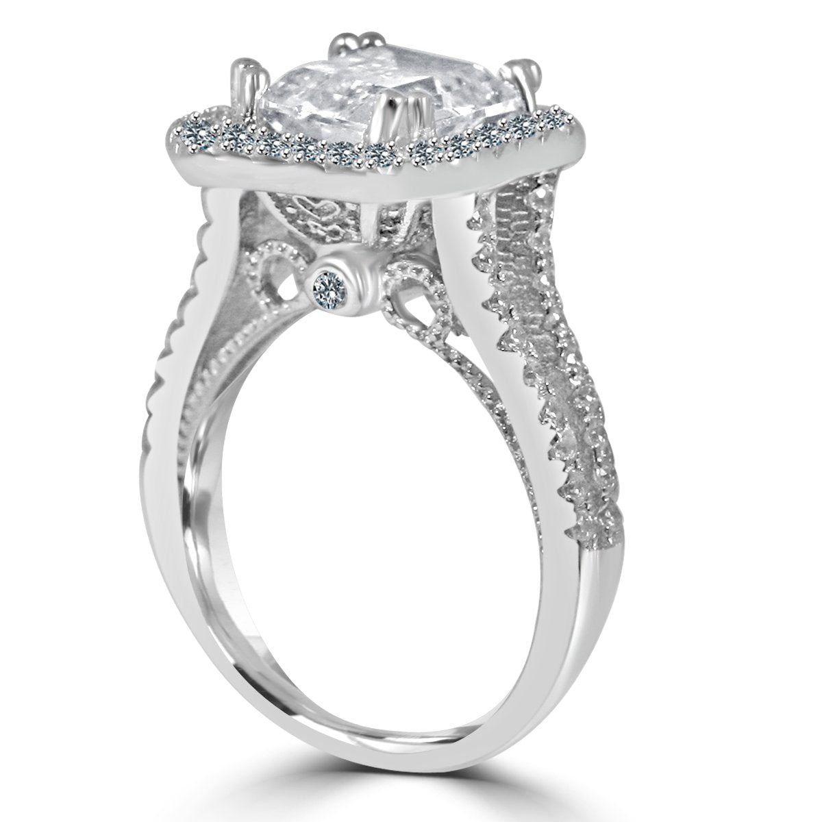 Ring 2 CT. fine Zirconite Emerald  Sterling silver Ring 705R2998