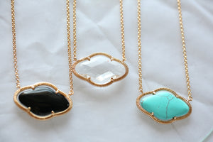 Necklace  Designer pendant   681N5640