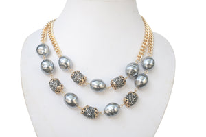 Necklace Double gold chain  with oval pearls  661N-994X2
