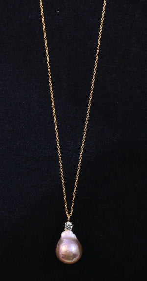 Gold Chain with Pink Pearl
