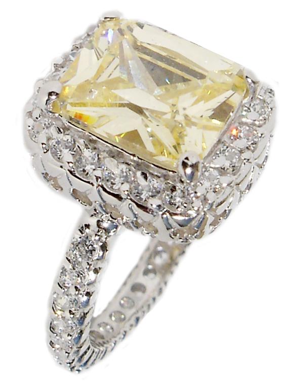 Ring Em Ctr Color Cz in Sterling silver Ring STR211